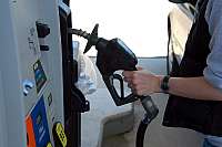 Od 1 lipca przedsiębiorcy mogą odliczać VAT od paliwa do samochodów
